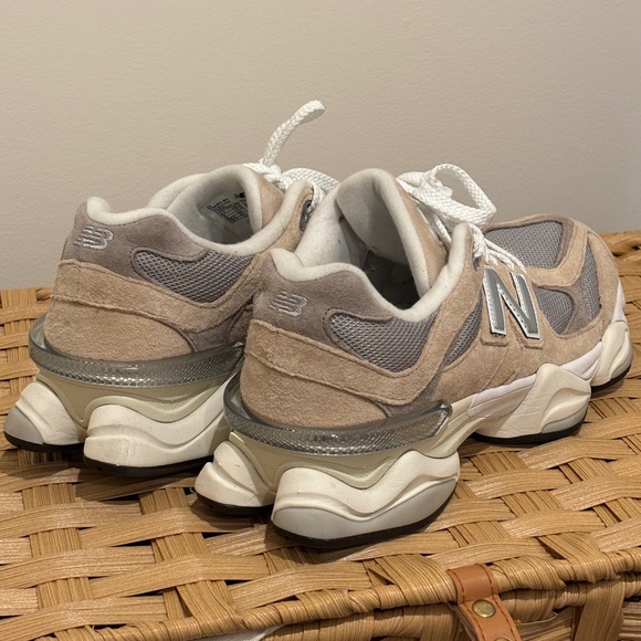 New Balance 9060 “Incense Raincloud Arid Stone” – Size Women’s 8/ Men’s 6.5 - Picture 3 of 5